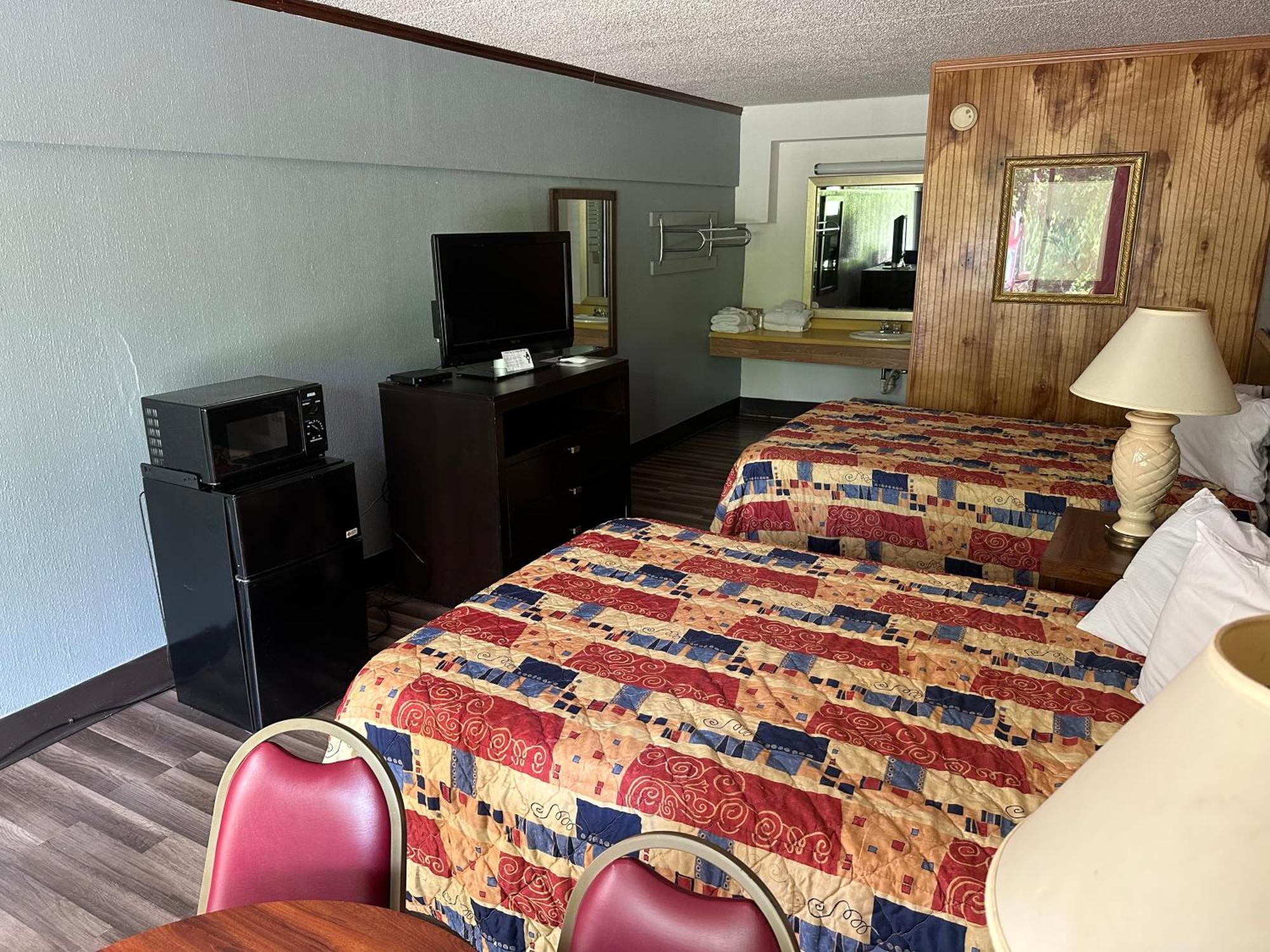 Daniel Boone Motor Inn Пайквилл Экстерьер фото