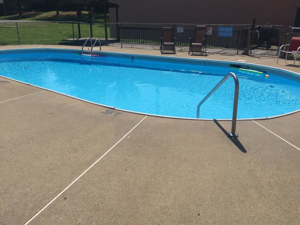 Daniel Boone Motor Inn Пайквилл Экстерьер фото